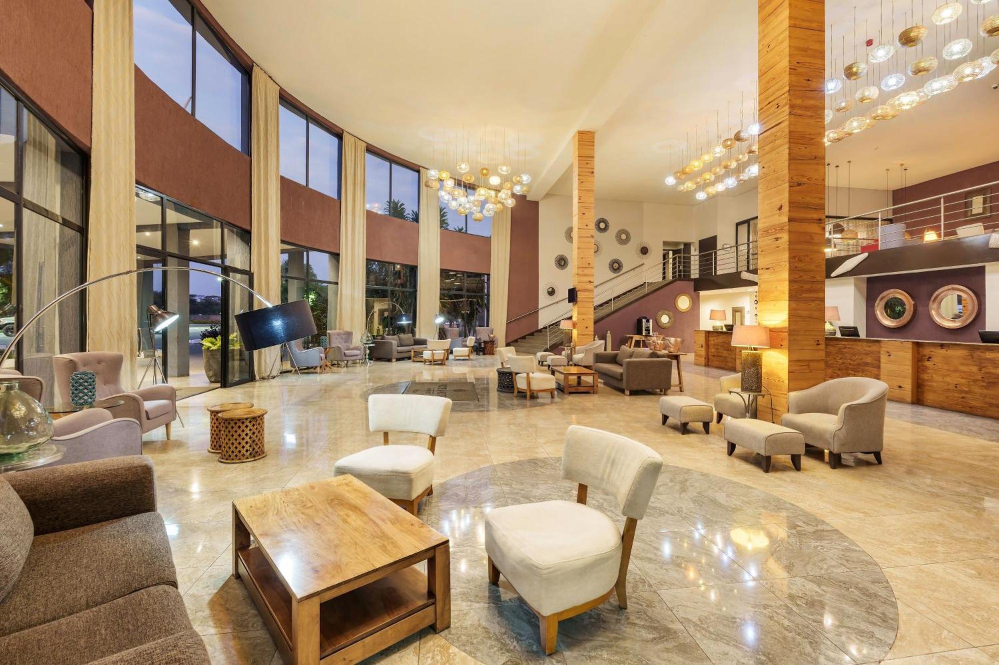 Protea Hotel By Marriott Ндола Экстерьер фото